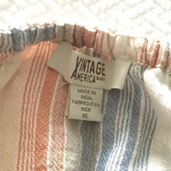 Off or On Shoulder Peasant Top - Picture 4 of 5